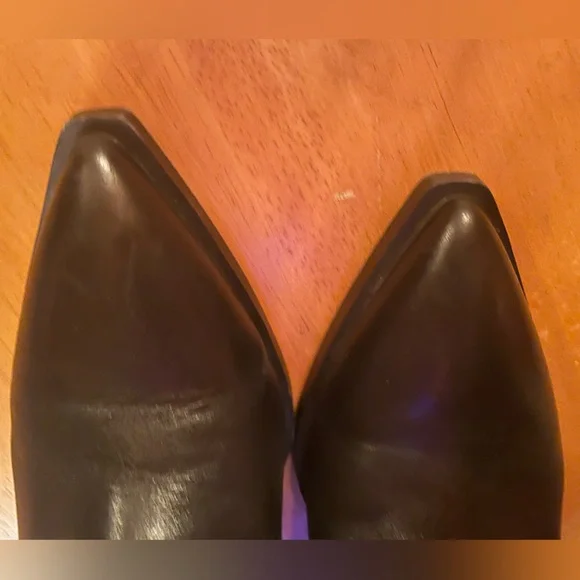 Vince Camuto “Gidgeta” black leather pointed toe heeled ankle boots size 10 - Picture 5 of 8